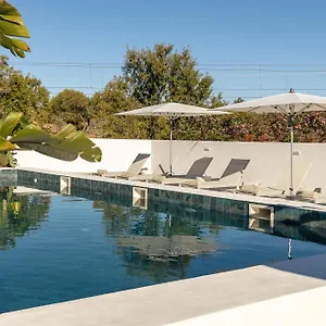 https://estudios-salinas-fuseta.hotelaalgarve.com